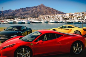 开云体育在线登入-中外足球交流活动频繁，促进互学互鉴，中西方传统足球文化比较