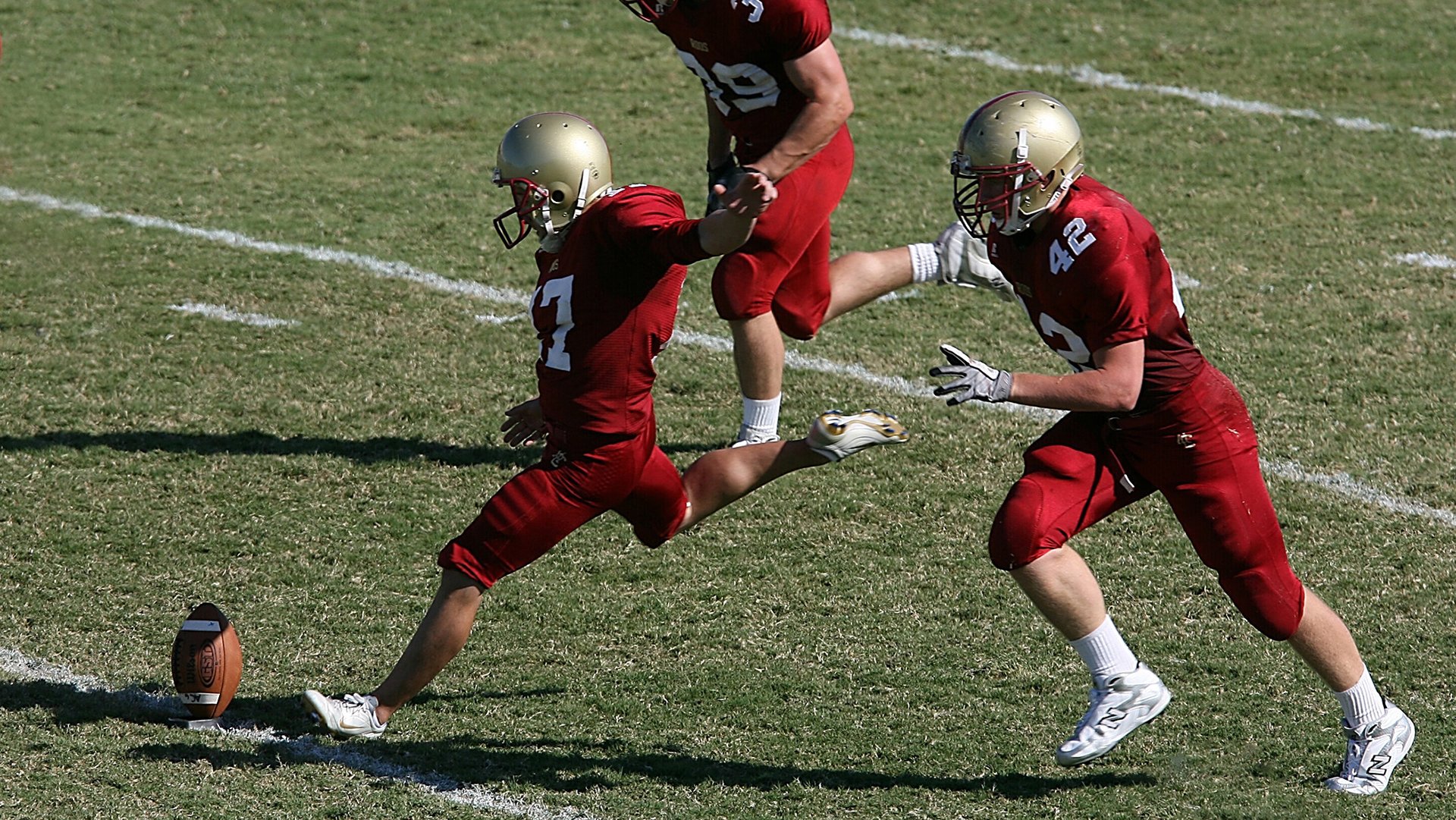 墨西哥队主帅当选“最佳冰球——不，是足球教练”，墨西哥球团